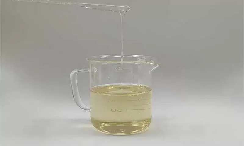ملدن فائق من البولي كربوكسيلات سائل